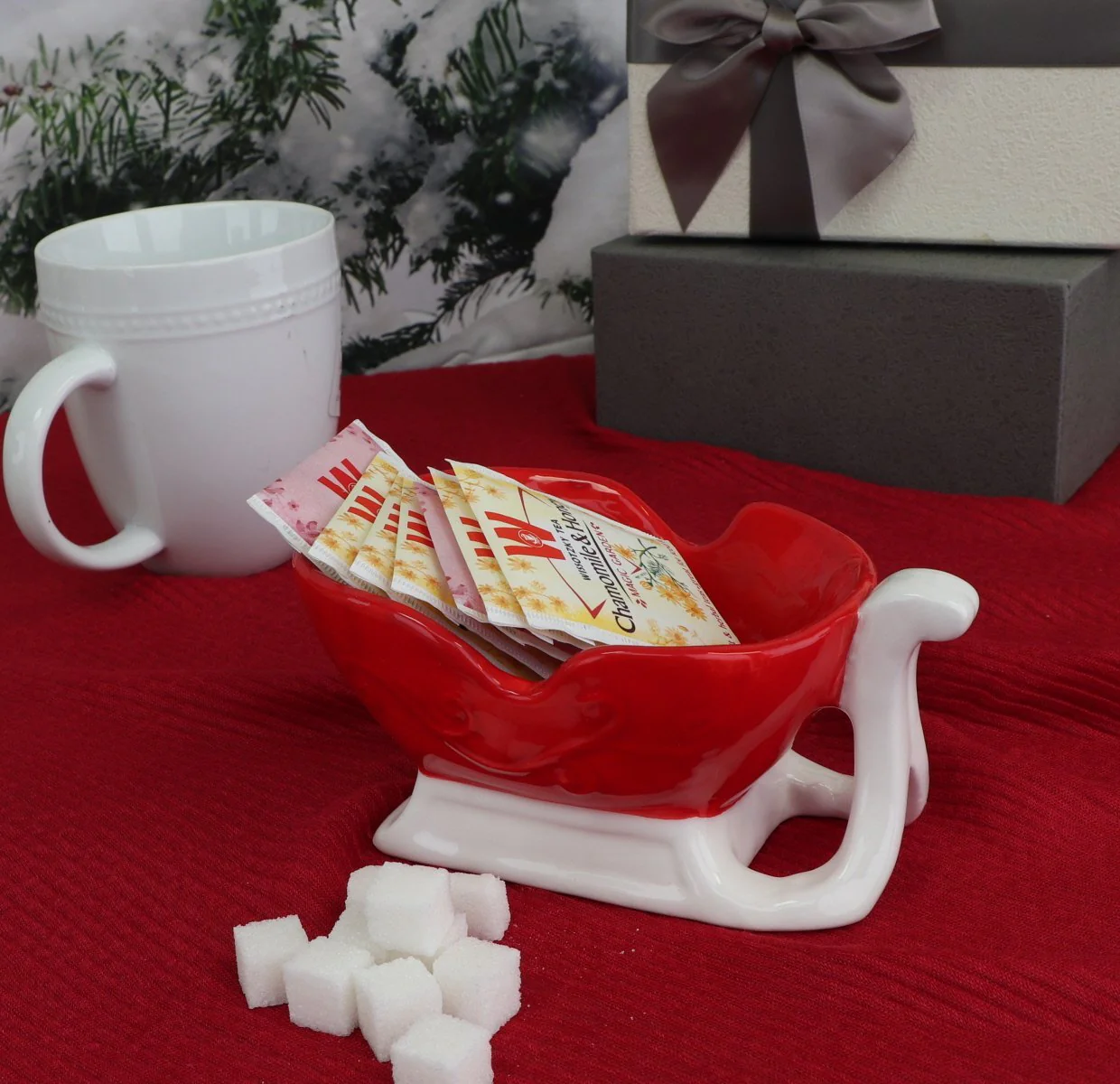 Ceramic Christmas Sleigh Candy Dish - Image 4